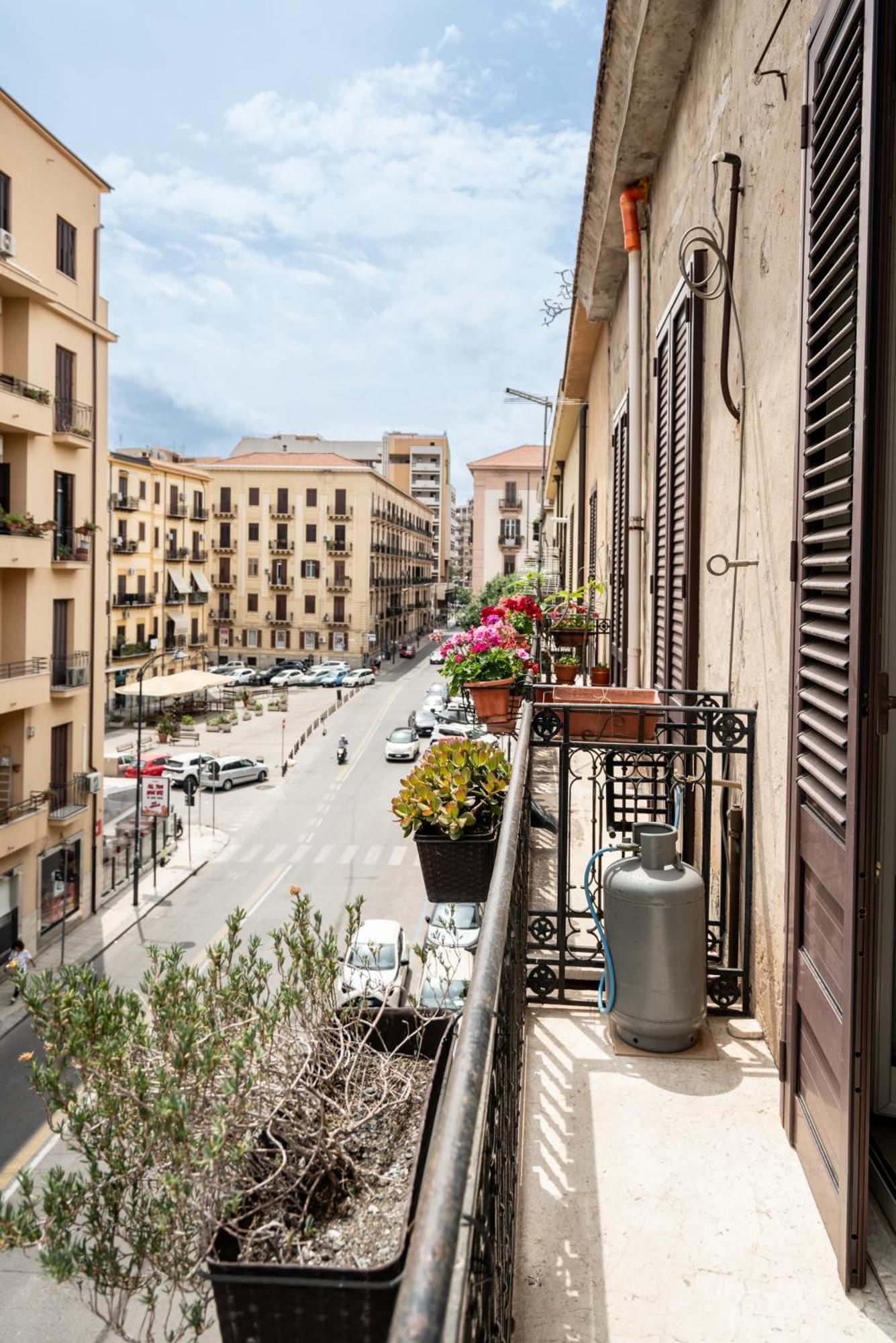 Plumeria - Vacanze In Centro A Zona Politeama Apartment *