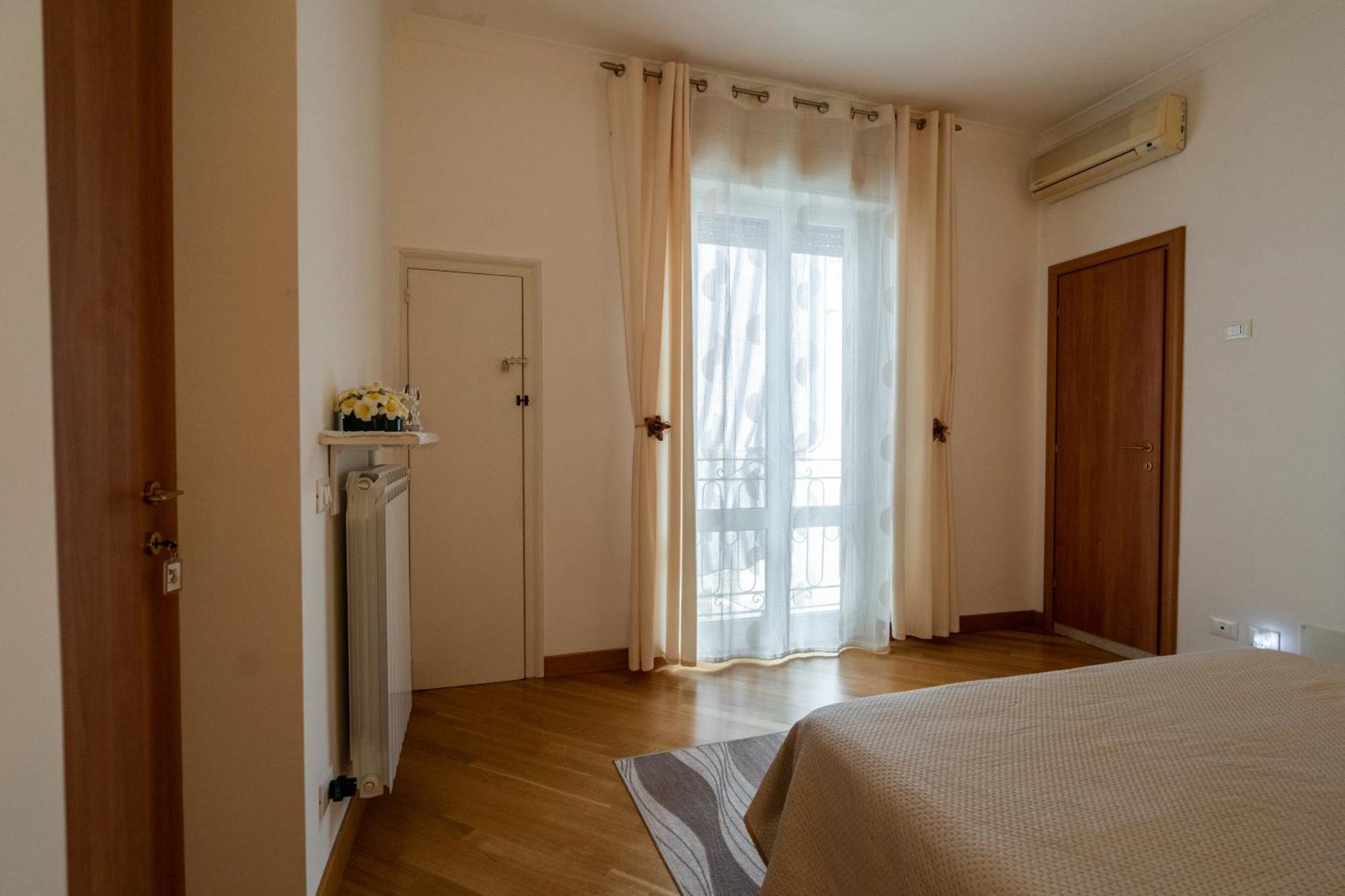 Plumeria - Vacanze In Centro A Zona Politeama Apartment